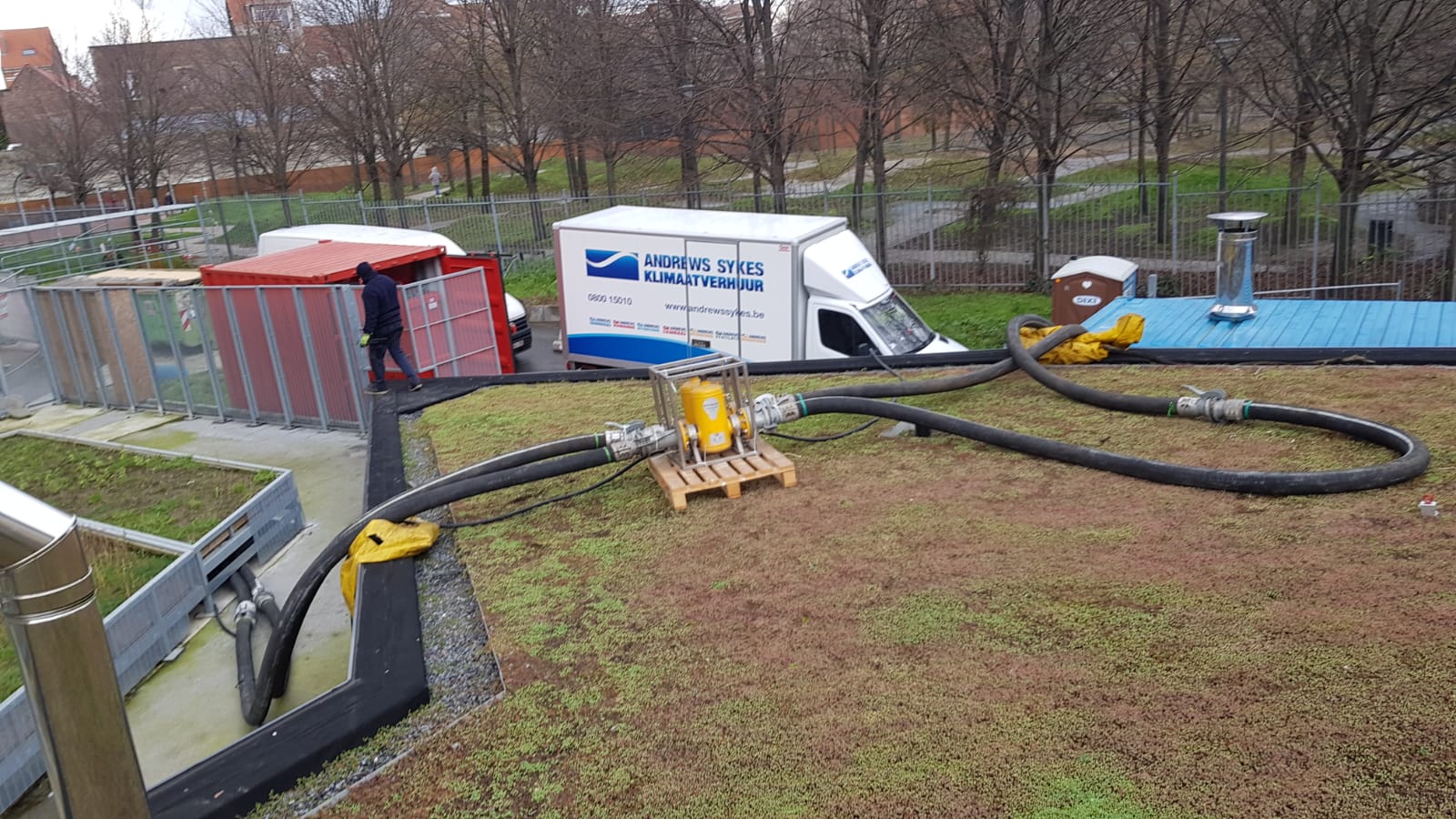 Hoge Capaciteit Boiler voor Noodsituatie Appartementen Gebouw in Anderlecht