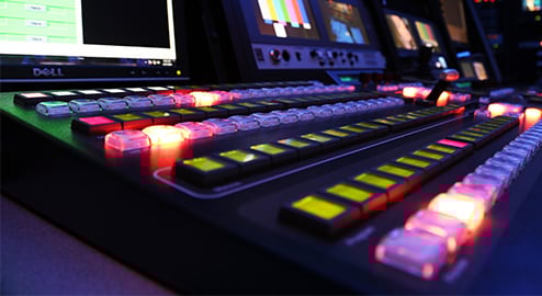 Schakelruimte Chemieconcern heeft noodkoeling nodig voor een E-schakelruimte